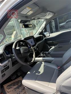 فورد F-150 لايتنينج